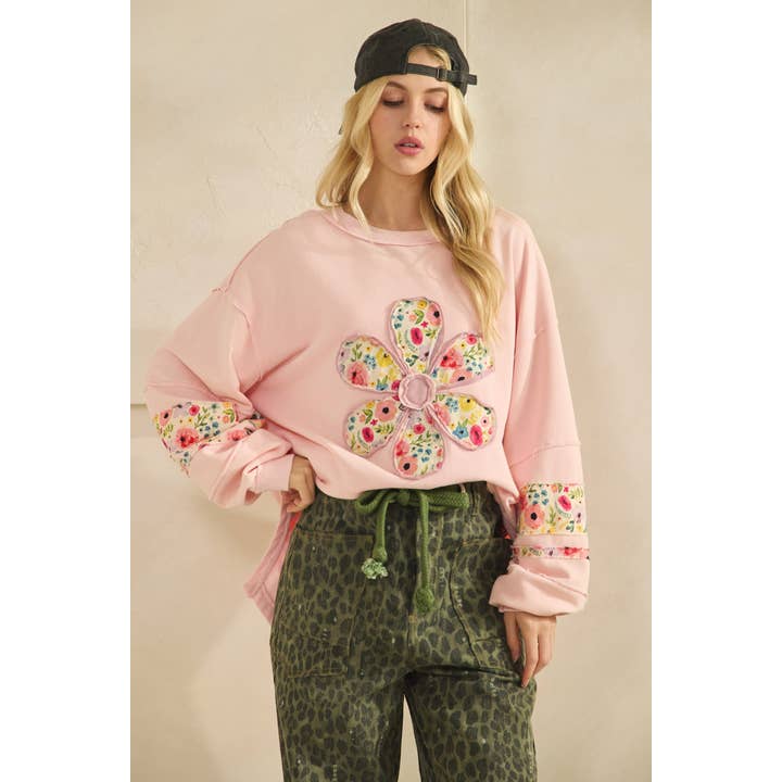 Sage + Fig - Wholesale Sweatshirt - Women's - LONG SLEEVES WITH DAISY PATCH APPLIQUE SWEATSHIRTS (ST7240) 20