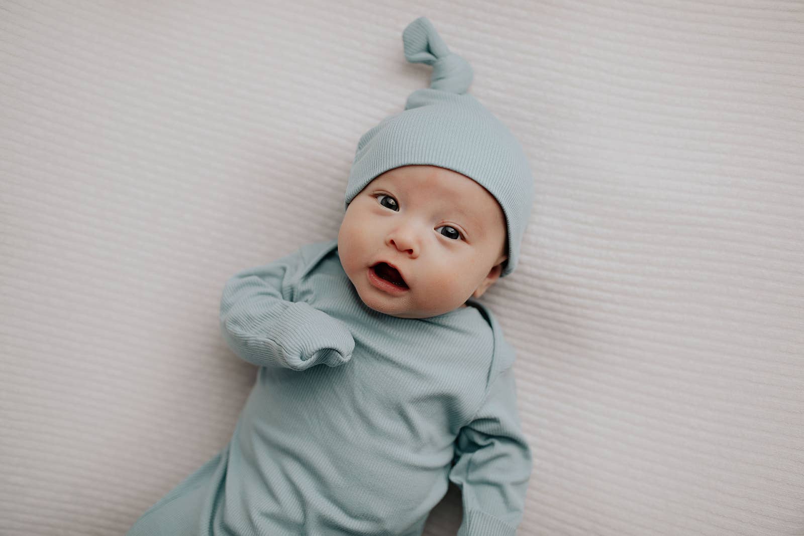 Three Little Tots - Wholesale Babygown - Baby - Blue Bird Knotted Gown19