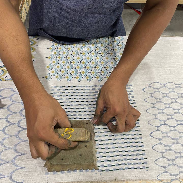 Walter G - Wholesale Throw pillow cover - Seti Celadon Moss Pillowcase3