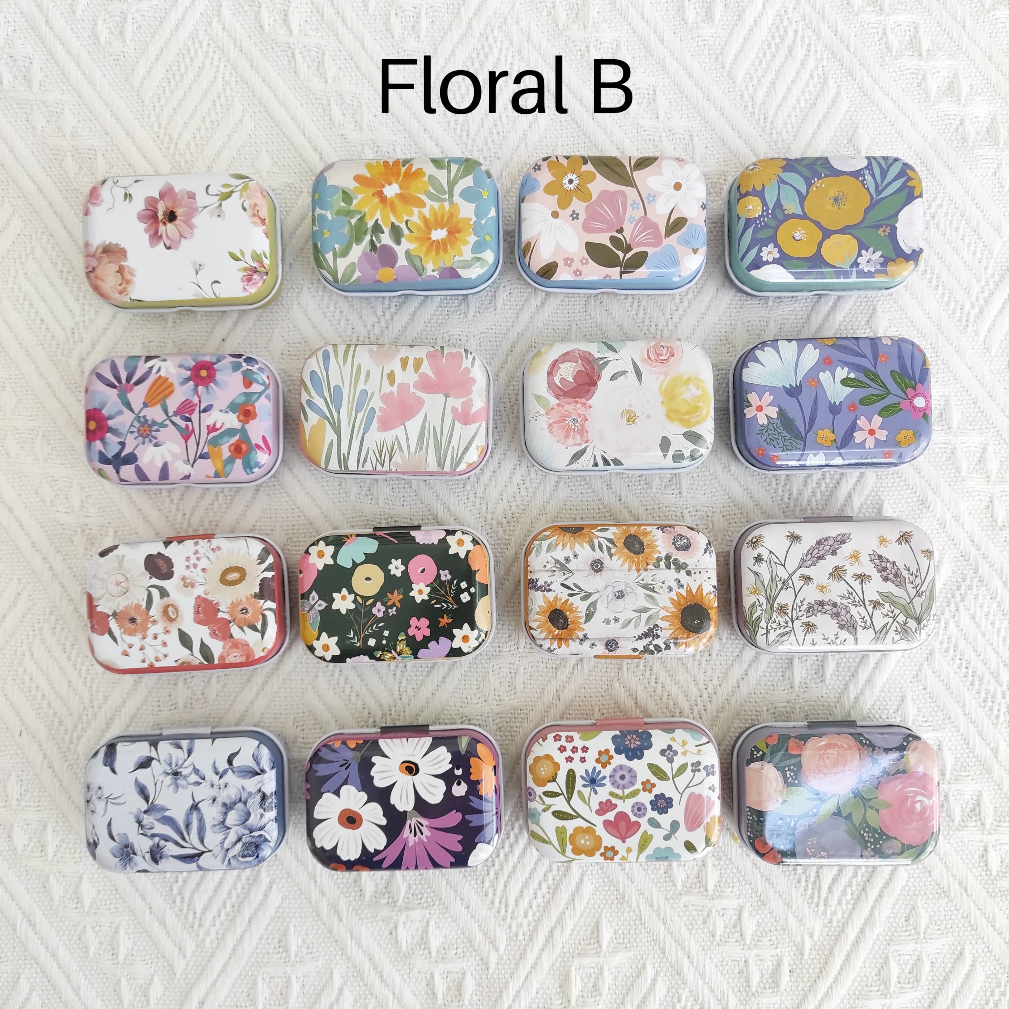 SChandworks - Wholesale Embroidery/Cross Stitch Supplies - Small Magnetic Needle Case 6