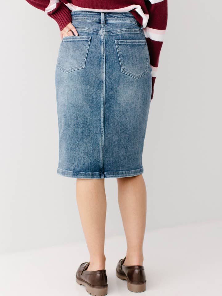 The Main Street Exchange – Großhandel Rock – Damen – „Robyn“ Klassischer Jeansrock4