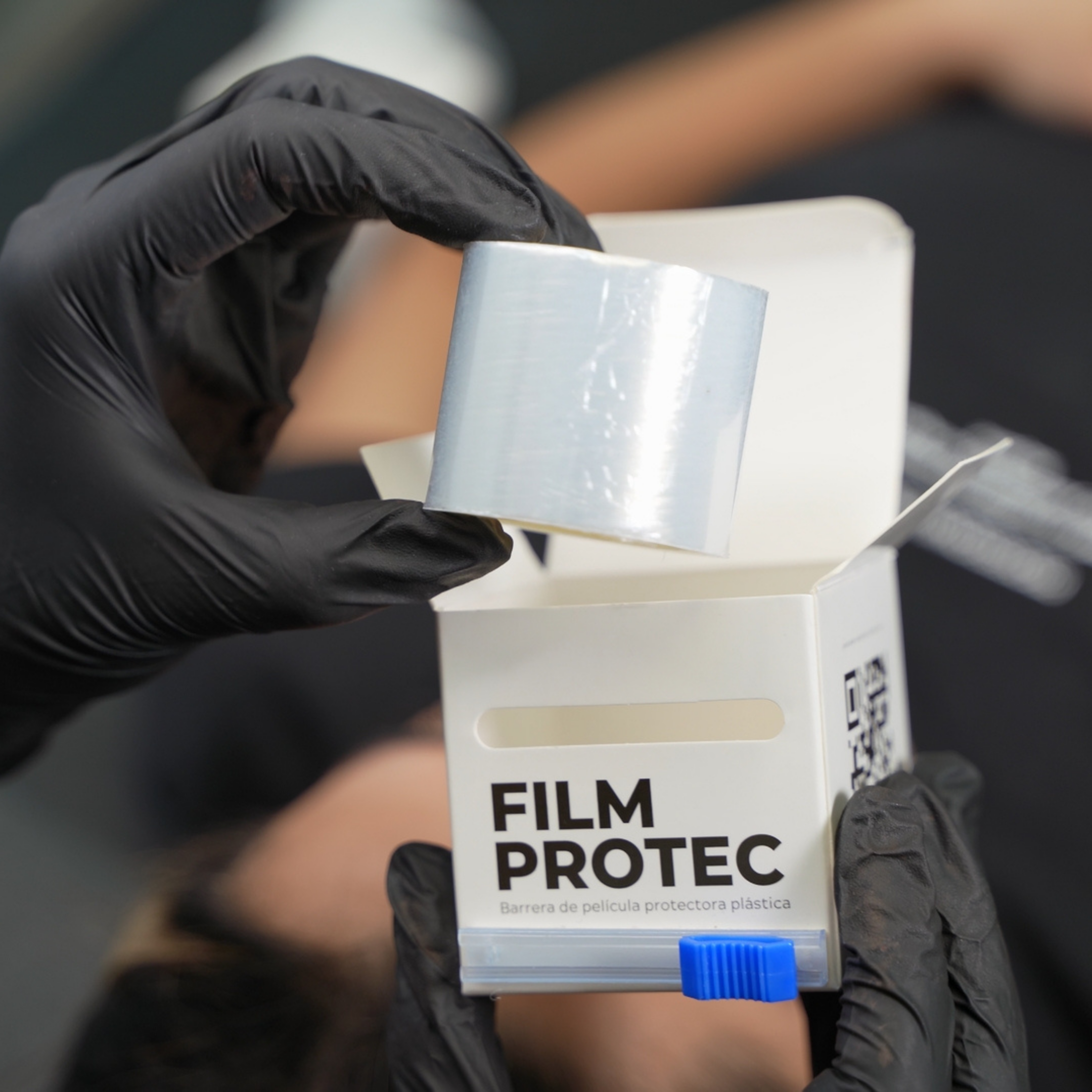 Blink Professional - Wholesale Eyelash/Brow Serum - Film Protec2