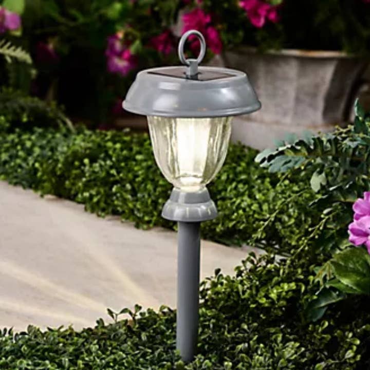 OutdoorSolarOutlet – wholesale Outdoor/lawn light – Energizer 8 Pack 3-in-1 Solar Pathway Lights with 360-degree 15 Lumen8