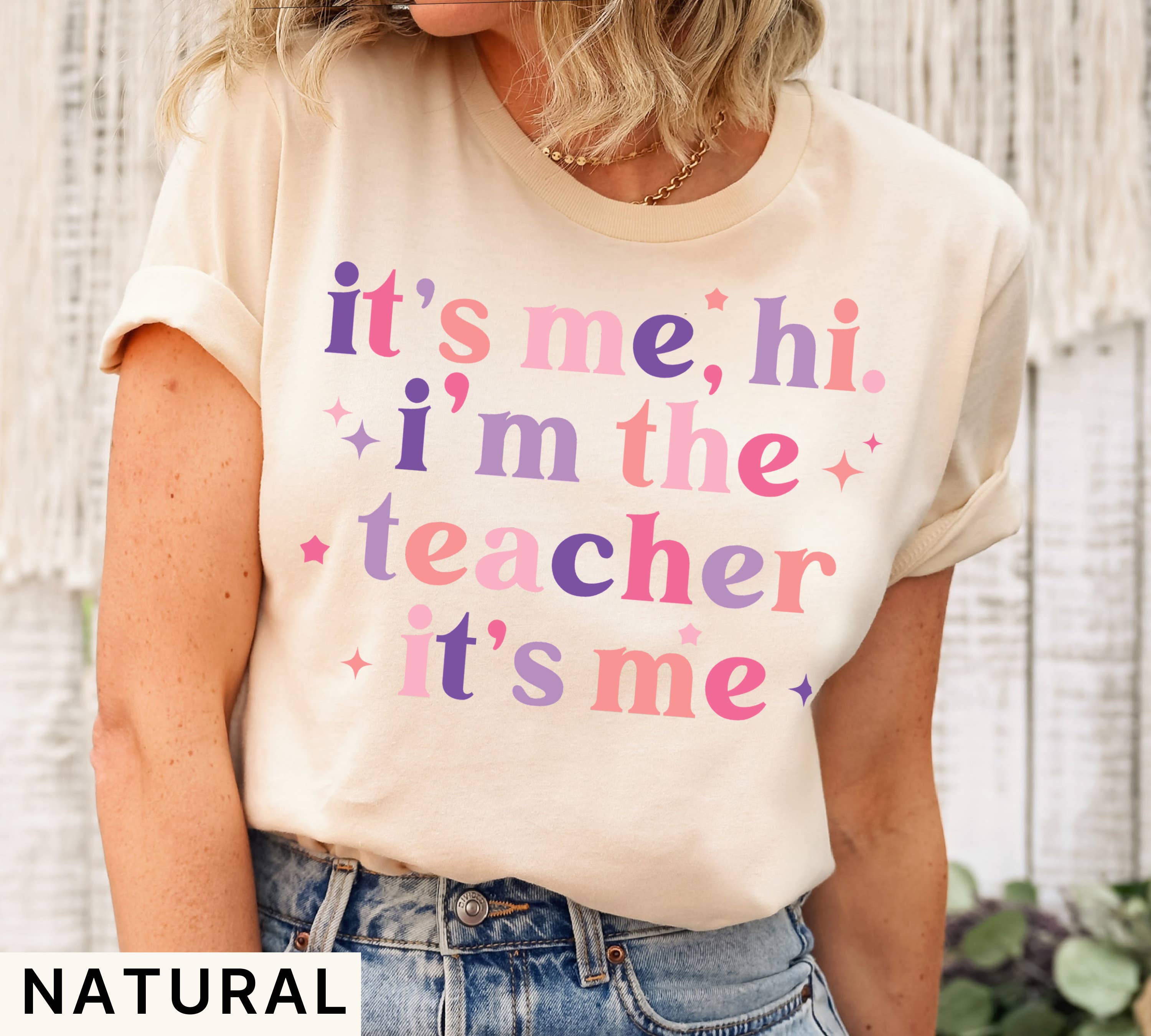 CVH DREAMY LTD – wholesale T-shirt (graphic) – women's – Its Me Hi I'm the Teacher Shirt, Back to School Teacher Tee2