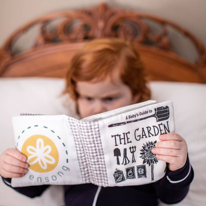 Een babygids voor het tuinkleedboek voor wholesale door Evensong