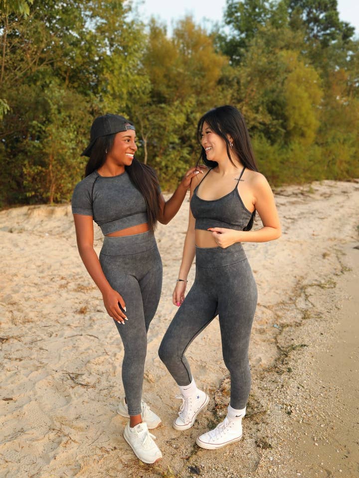 O Conjunto Carbono por atacado de Legendary Made