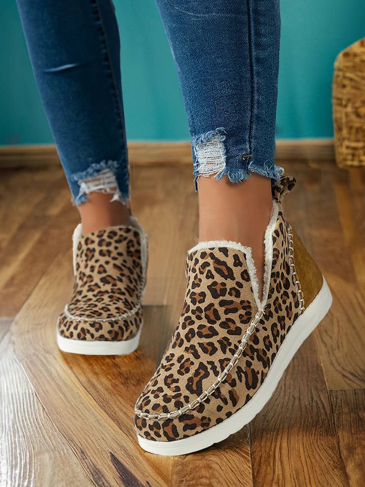 1 the Woman - Wholesale Boots - Women's - Leopard Print Ankle Patched Flat Winter Fur Boots
