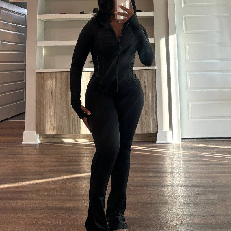 MB Fashion Wholesale - Vente Ensemble de vêtements d'intérieur – femme - ENSEMBLE DEUX PIÈCES À MANCHES LONGUES AVEC FERMETURE ÉCLAIR ET JAMBES ÉVASÉES HR240570