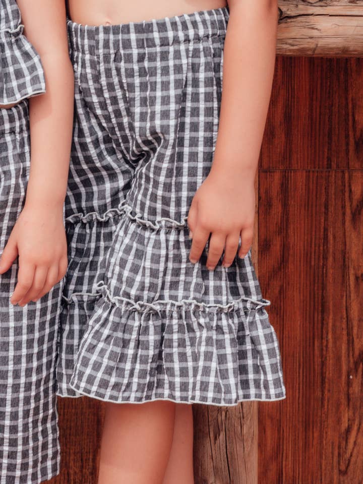 2422001-2 Girls' trousers with ruffles for wholesale by BABINE-ROINSAL