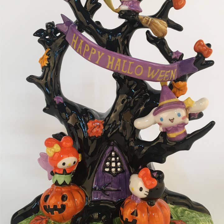 Hello Kitty And Friends Halloween Tree Figurine for wholesale by Blue Sky Clayworks
