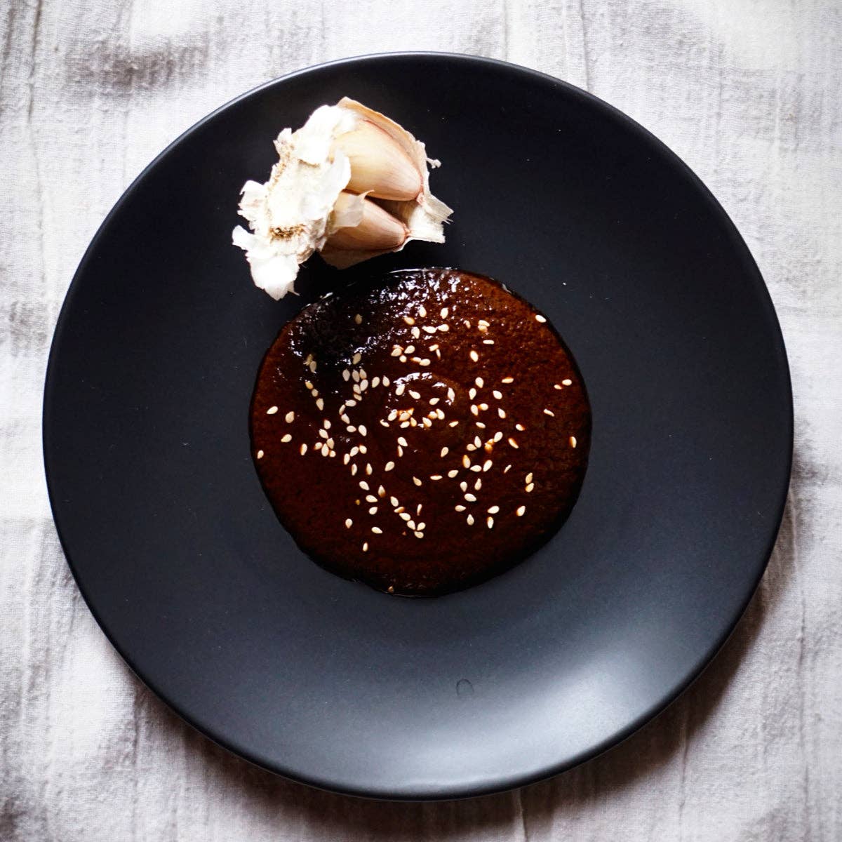 X I L L I – Engroshandel Sauce – Muldvarp Negro3