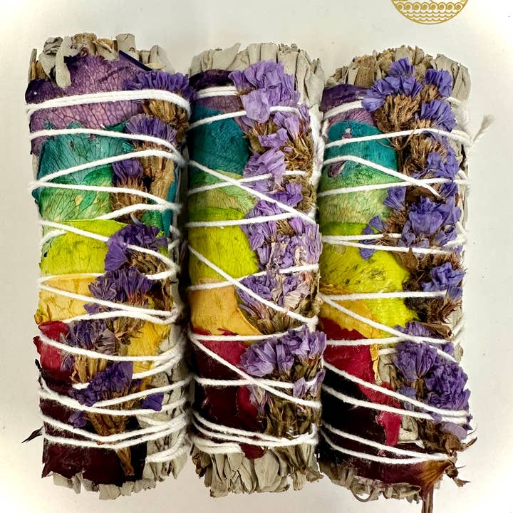Faiza Naturals - Wholesale Sage Bundle - 7 Chakra Rose with Purple Sinuata White Sage2