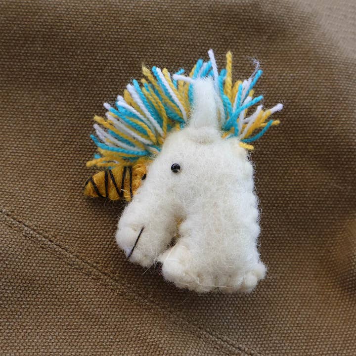 Tribal Trade GmbH - Wholesale Brooch - Brooch Pin Felt Unicorn6