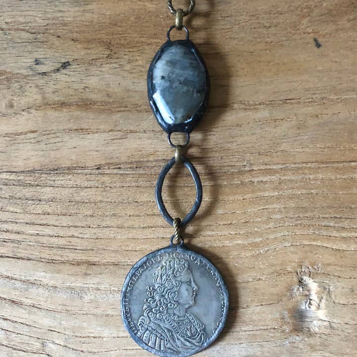 Funky Trunk Vintage Designs - Wholesale Pendant/Charm Necklace - Stella Necklace4