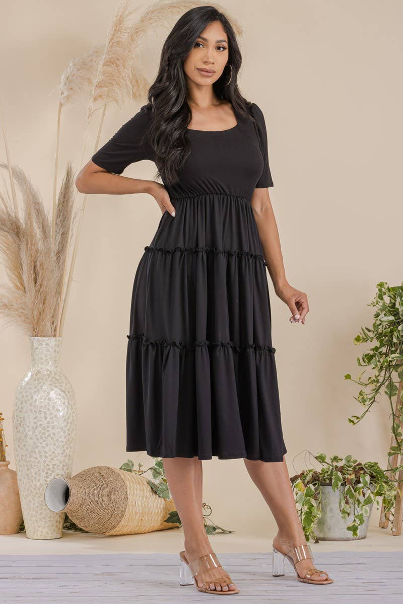 H&H Fashion Inc. – Großhandel Kleid – Damen – JR778X-S Plus Size Stufen-Midikleid mit quadratischem Ausschnitt2
