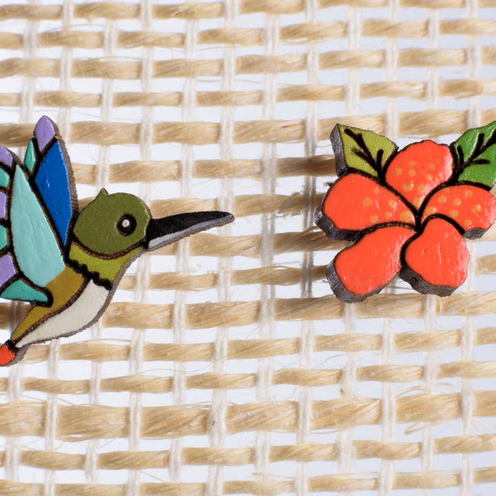 HUAIRURO - Wholesale Stud/Post Earrings - Hummingbird and hibiscus earrings1