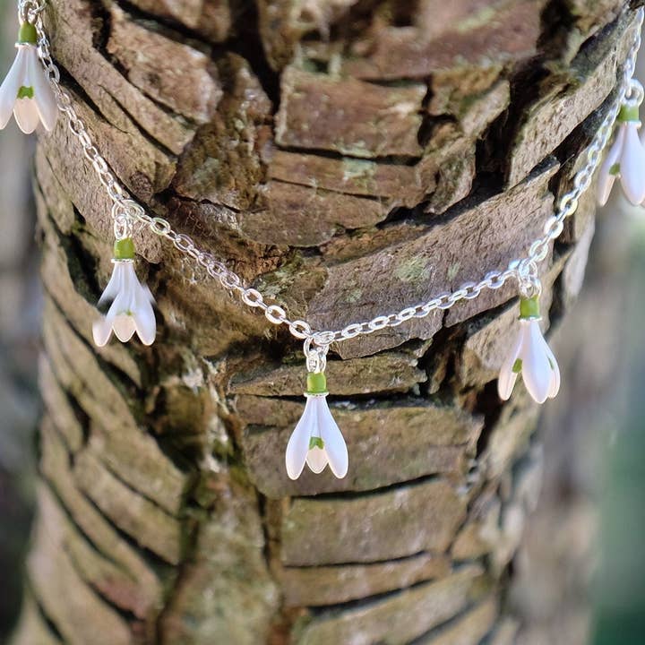 Charm-Armband mit Schneeglöckchen für den Großhandel von Alexander Thurlow & Co Ltd