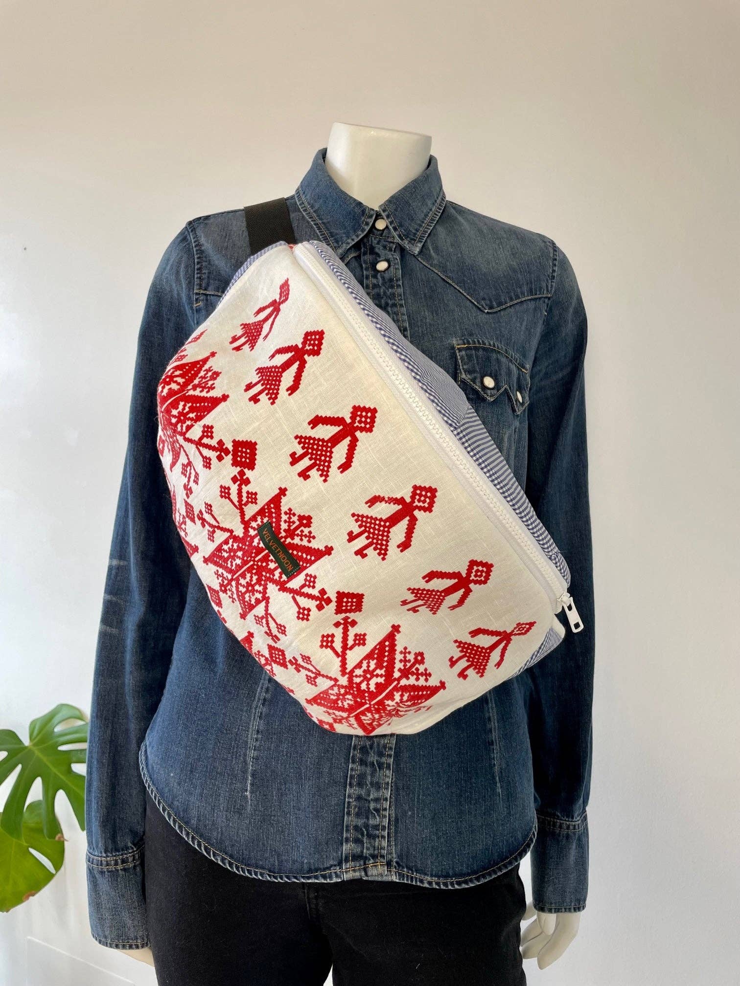 Velvetnoon - Vendita all'ingrosso Marsupio - Donna - Marsupio Gyvelvej2