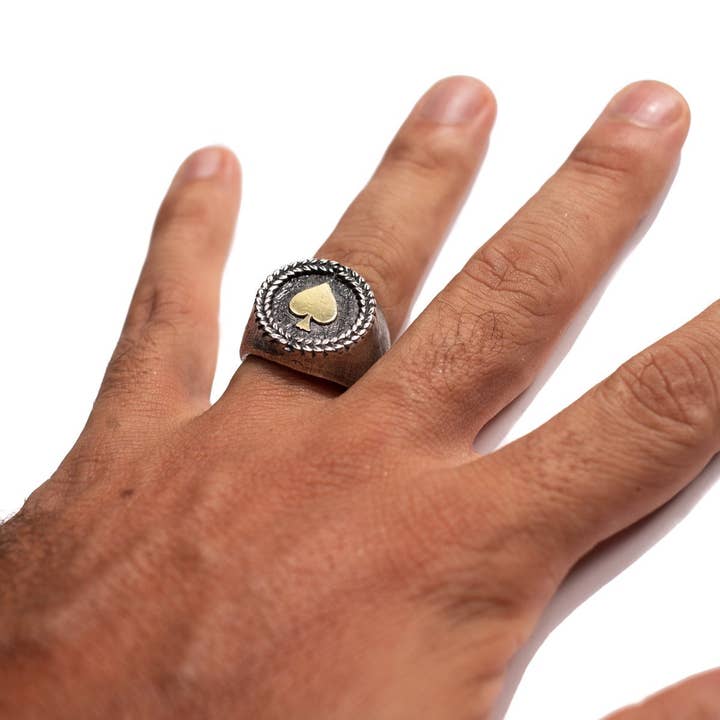 JewelryLab - Venta al por mayor Anillo de sello - Anillo de As de Picas - Plata de Ley 925 con Emblema de Latón