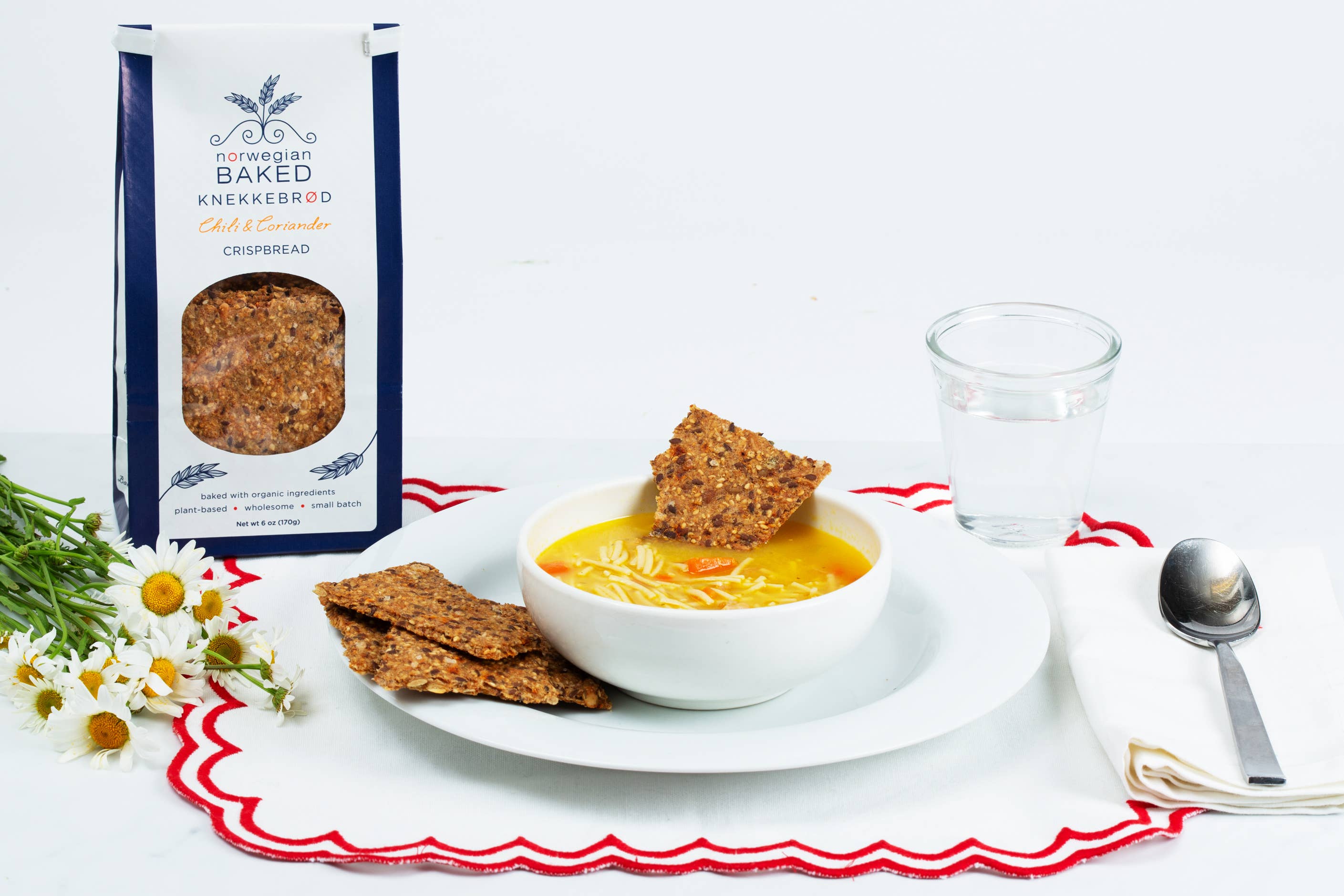 Norwegian Baked – wholesale Crackers – Chili&Coriander Knekkebrød / Organic Small batch Crispbread 2