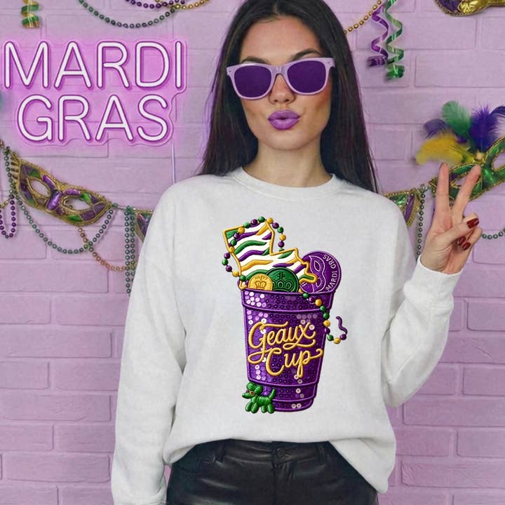 T-shirt ou sweat-shirt preppy de Mardi Gras en Louisiane pour la vente par Posh Magnolia Boutique