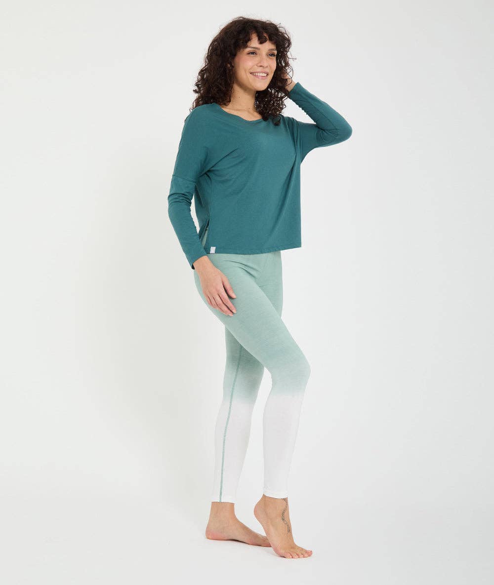 Yoga Searcher – Großhandel T-Shirt – Damen – DAKSHA – langärmeliges Yoga-Shirt4