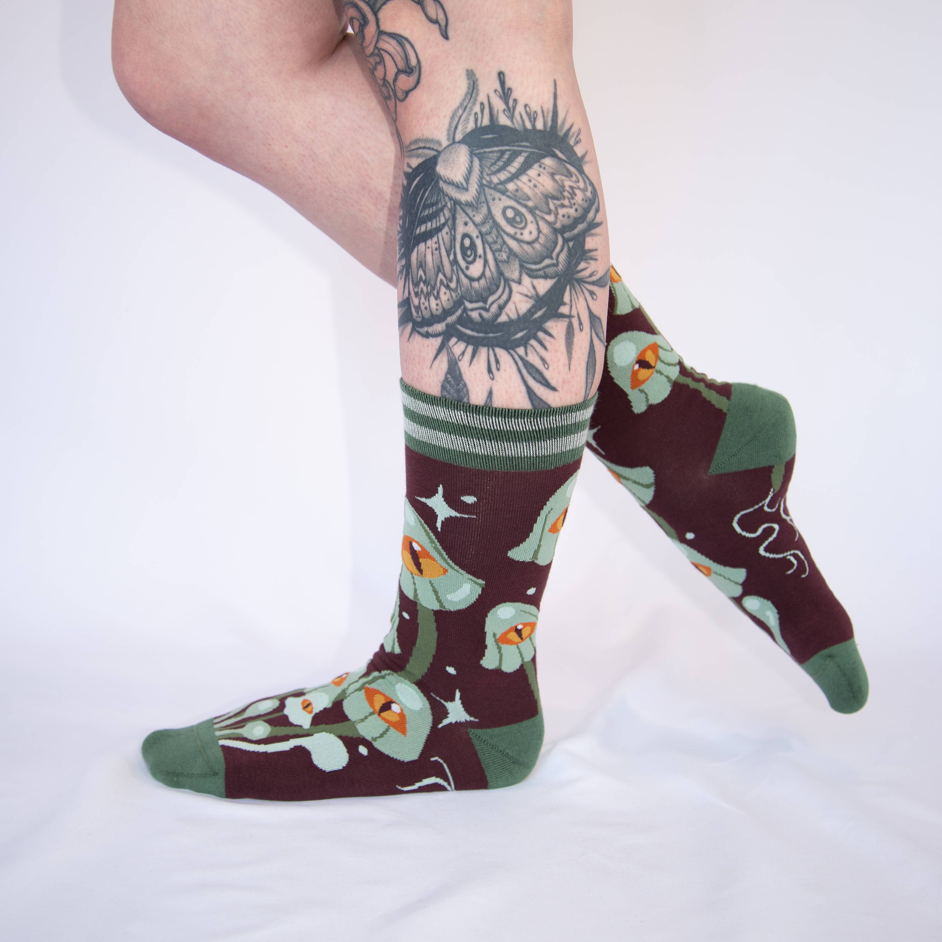 FootClothes LLC - Wholesale Socks - Unisex - Mystic Mushrooms Crew Socks14