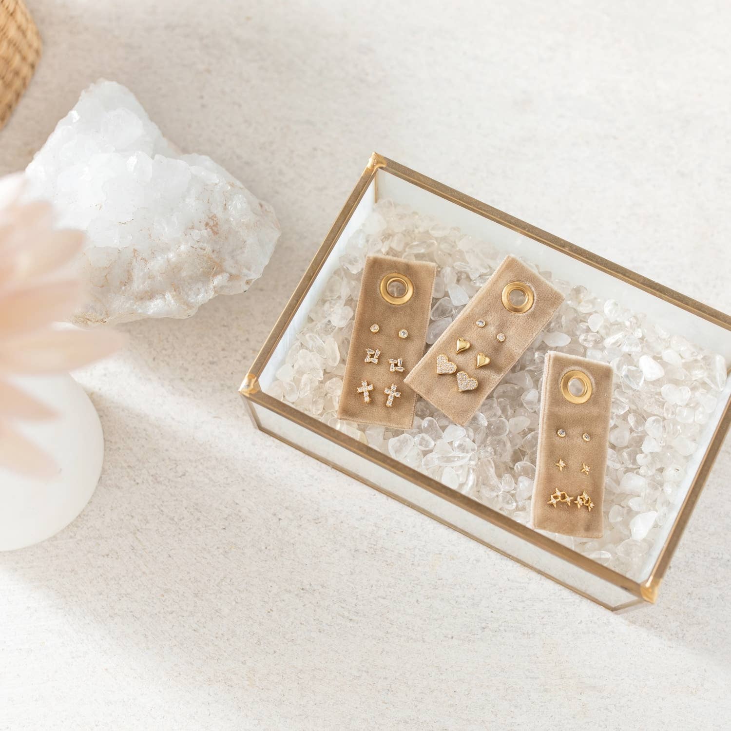 Splendid Iris - Wholesale Jewelry Set - Cross Velvet Stud Gift Set4