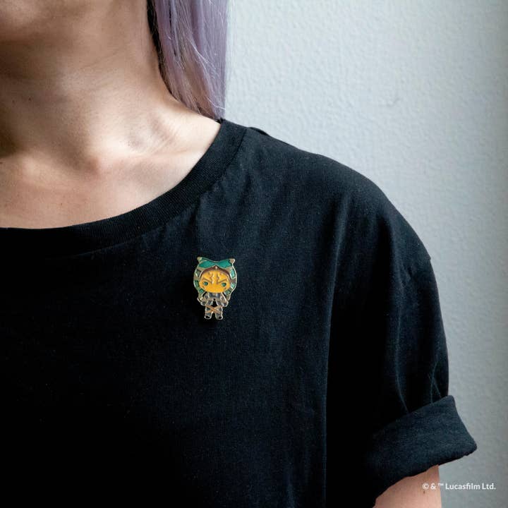 Short Story - Wholesale Lapel pin/button - Star Wars™ Enamel Pin Ahsoka™1