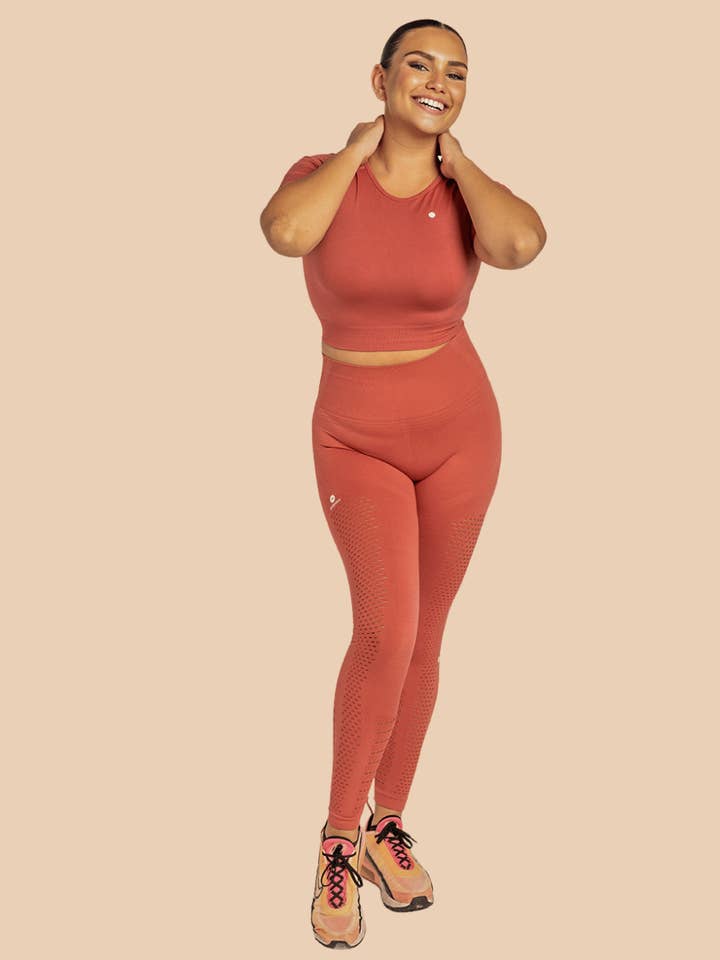 Legging Seamless Compressivo, Naya per la vendita all'ingrosso da parte di Anaissa