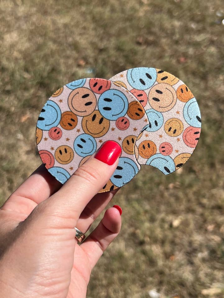Posavasos para coche Smiles para venta al por mayor de D & A Designs, LLC