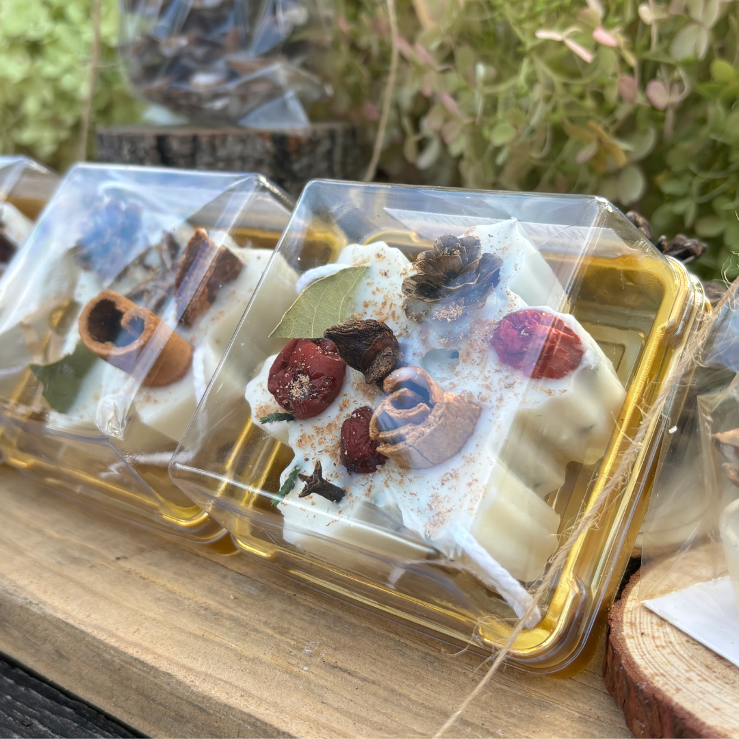 Mana Market Co. - Wholesale Lighter - Snowflake Fire Starter Scented Sachet & Wax Melt10