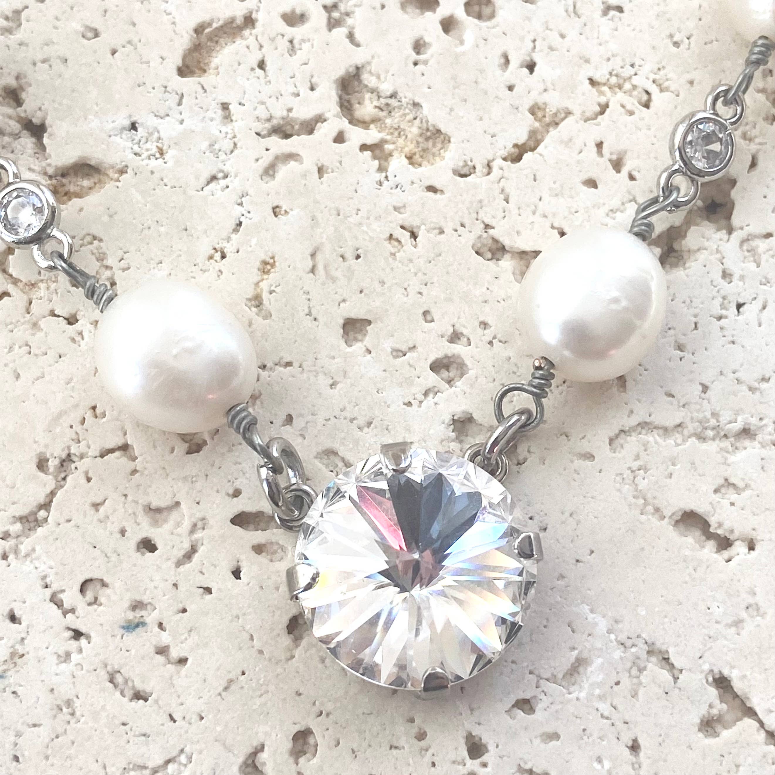 VB&CO Designs Handmade Jewelry - Wholesale Beaded/Pearl Necklace - Pearl single necklace Swarovski boutique1