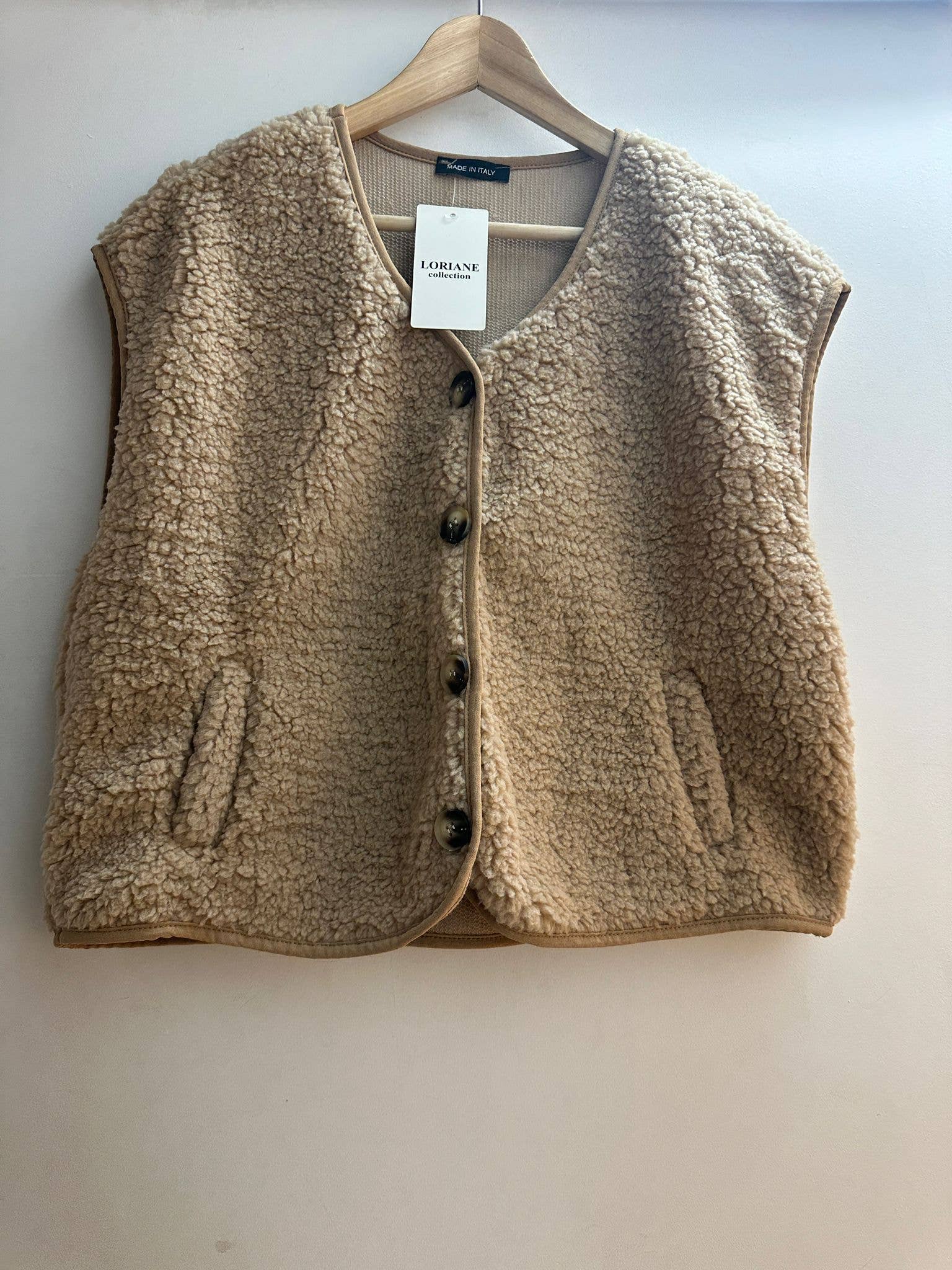 LORIANE - Wholesale Outerwear Vest - Women's - 24510 vest vest with one size fits all 
2