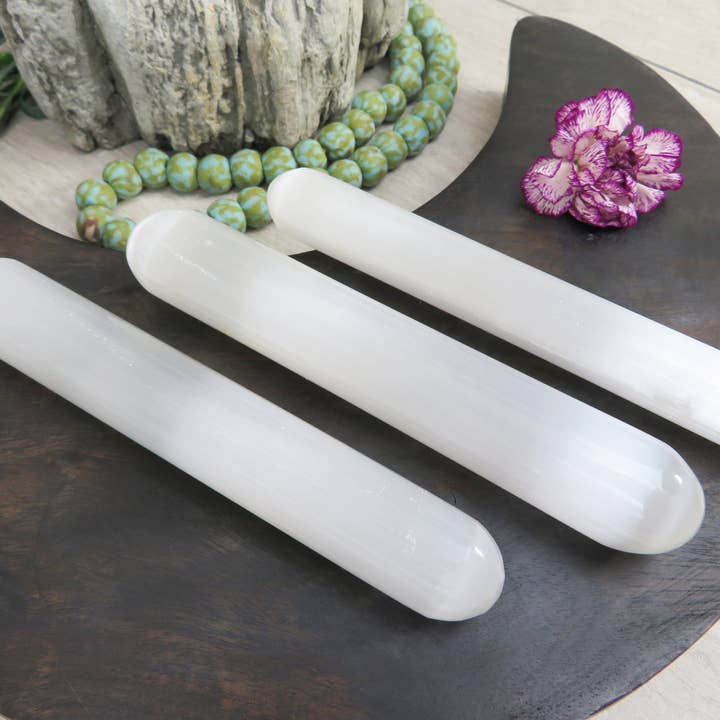 Rock Paradise - Wholesale Spiritual Stone/Crystal - Selenite Crystal Wand - Blunt Ends - Polished Selenite Massage Wand (RK5-46)