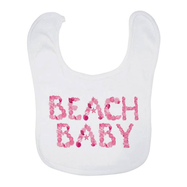 Bavoir pour bébé - Beach Baby (lettres coquillages roses) pour la vente par Mariasch Studios