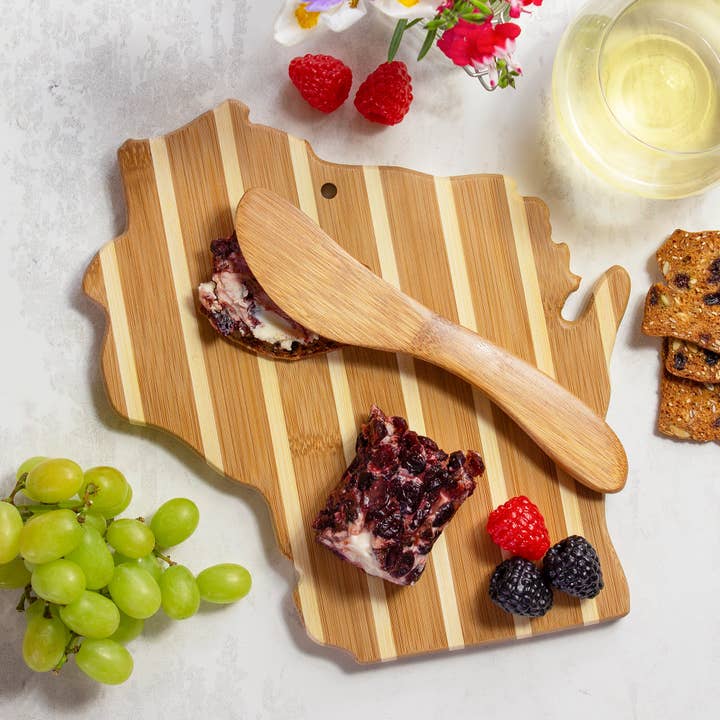 Wisconsin Shaped Charcuterie Board & Cheese Spreader Set for wholesale by Totally Bamboo