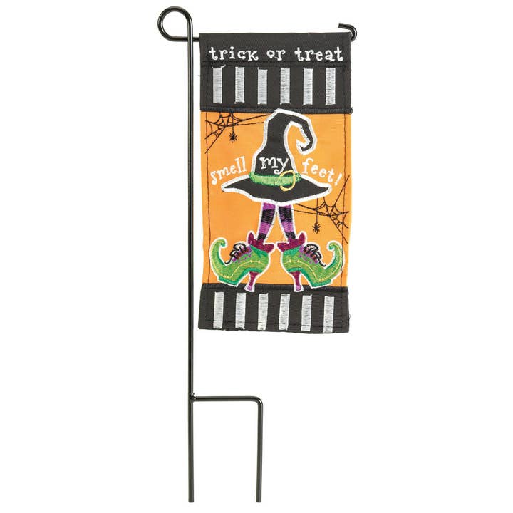 SMELL MY FEET MINI FLAG for wholesale by Magnolia