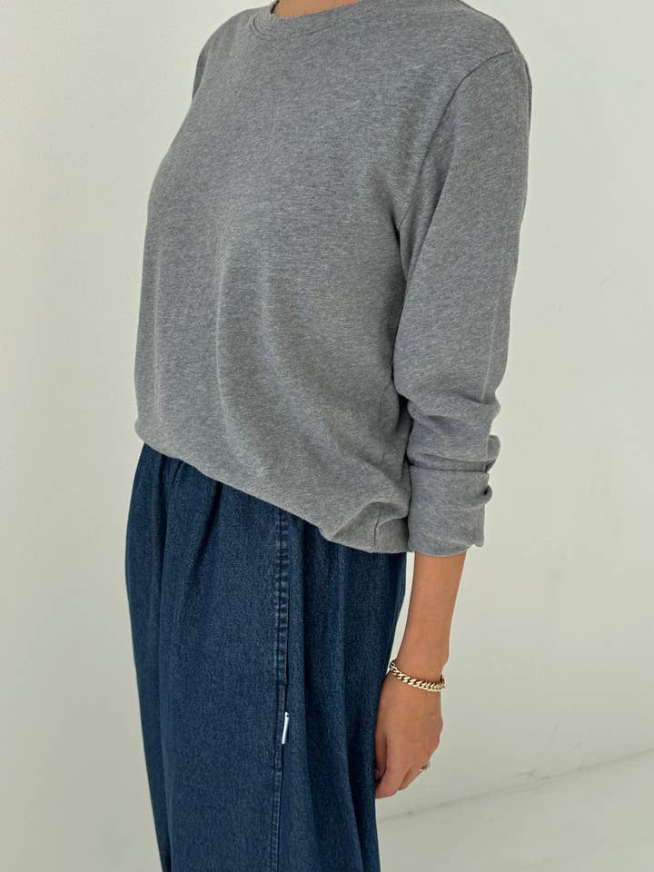 Le Bon Shoppe - Wholesale T-Shirt - Women's - Everyday Long Sleeve Tee (2S-2M-1L)2