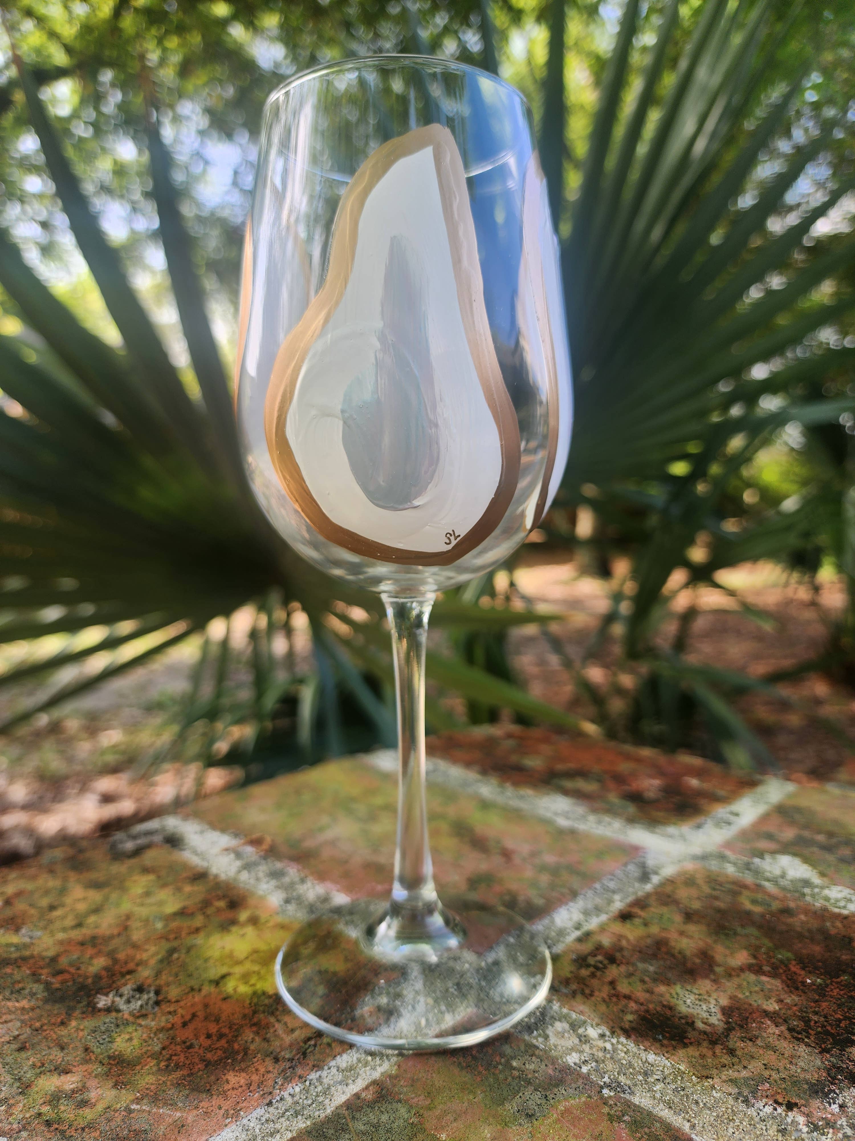 Sugarcane Home – wholesale Wine glass – Hand Painted Oyster Tall Wine Glass Stemmed -Oyster Confetti