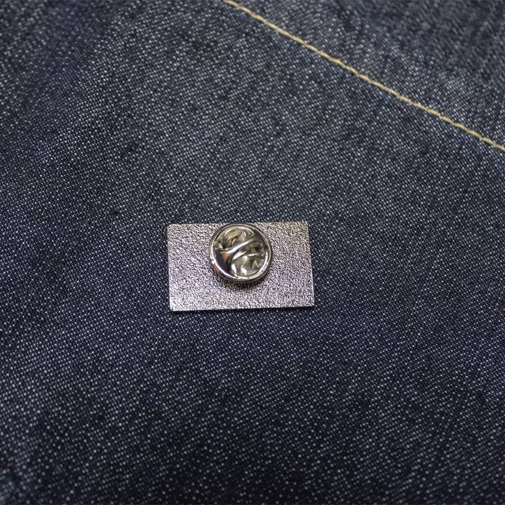 Detroit Shirt Co. - Wholesale Lapel Pin/Button - Enamel Pin - Stroh's Script1