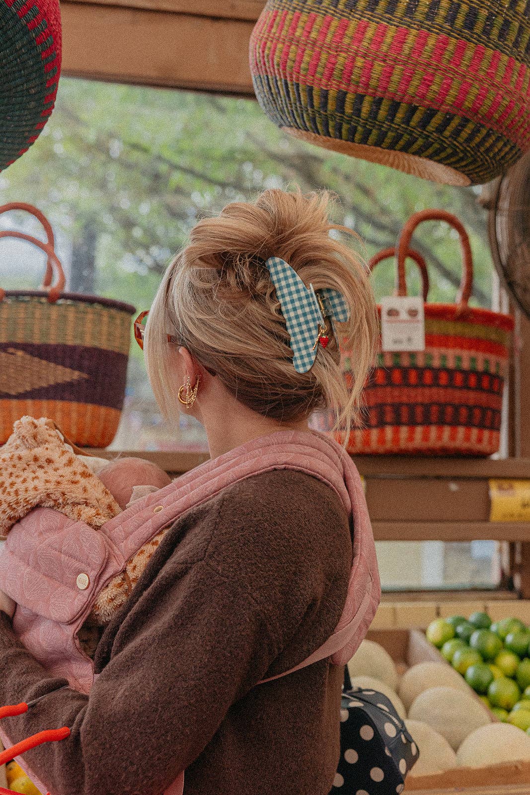 KAXI - Wholesale Hair Clip - Women's - BLUE GINGHAM STRAWBERRY CHARM CLAW11