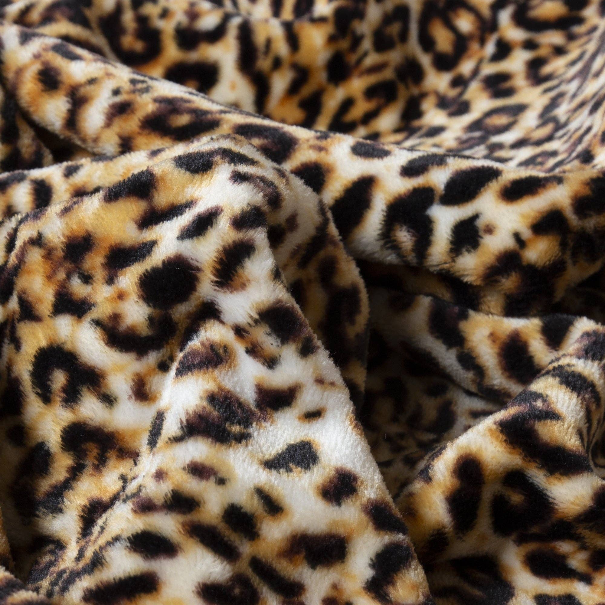Carstens, Inc. - Wholesale Travel Blanket - Leopard Travel Blanket5