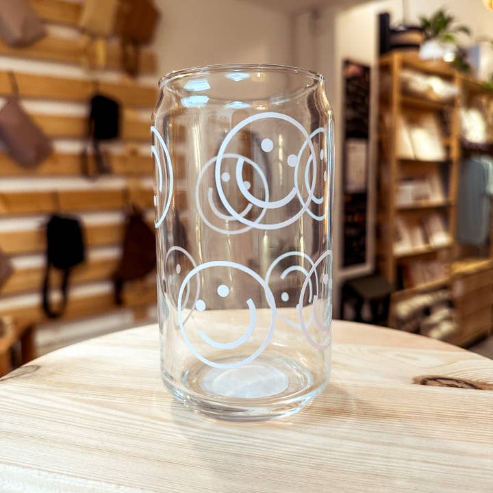 Can glass with print "Smileys" for wholesale by cool people club