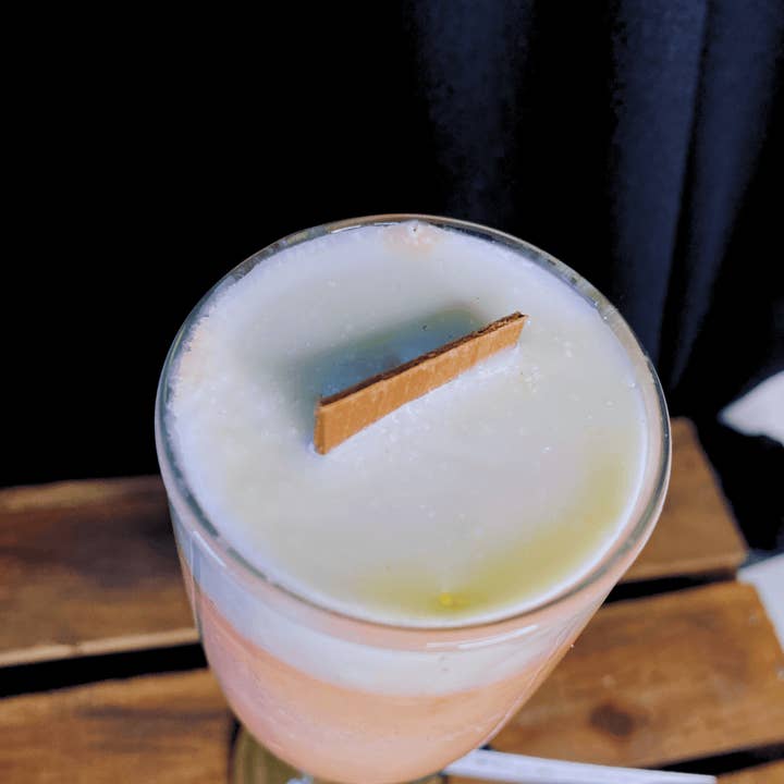 Aroma On The Rocks - Wholesale Novelty Candle - Sweet Orange Bubbly Full Glass1