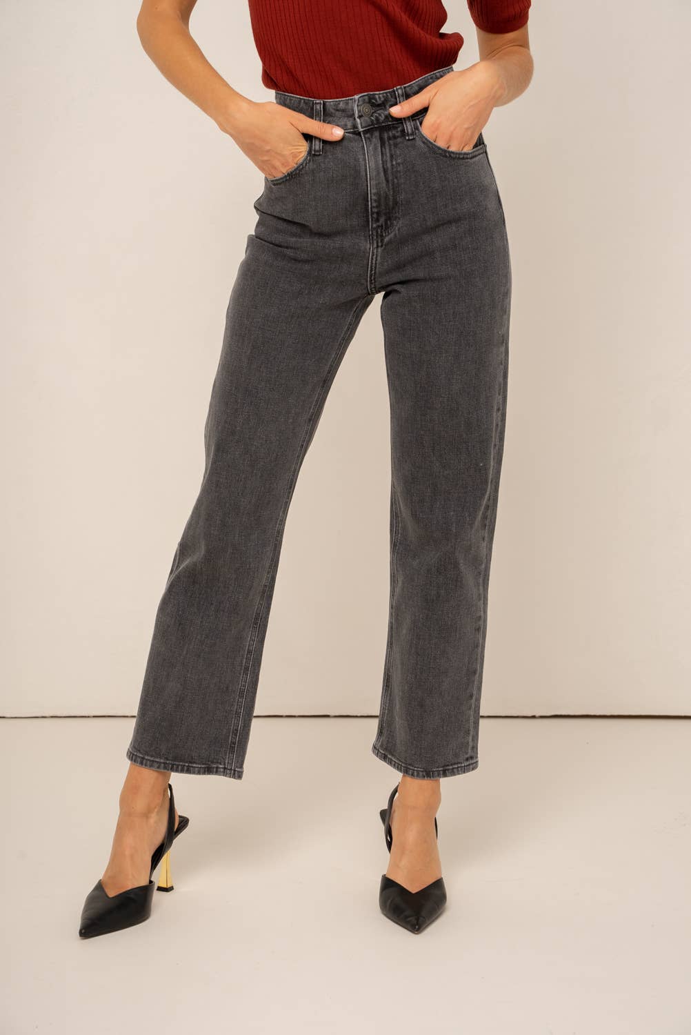 Oraije Paris – Großhandel Jeans – Damen – Solange gerade geschnittene Jeans47