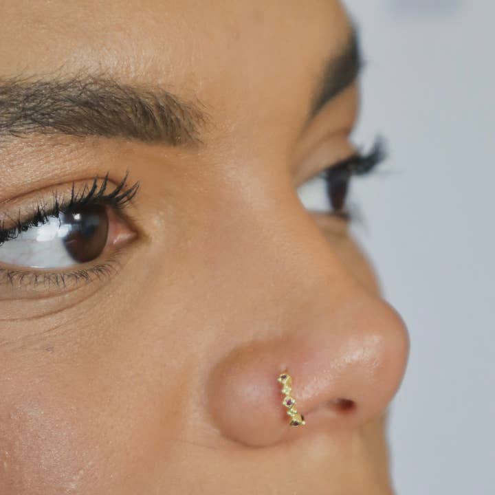 Tresor – Großhandel Einzelstein-/Solitär-Ring – Ruby Rot Nasenring1