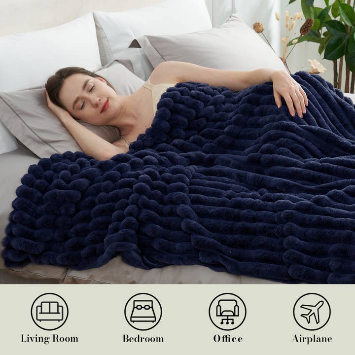 DreamValley - Wholesale Throw Blanket - AH Faux Rabbit Fur Luxurious Striped Throw Blanket 55"x70"12