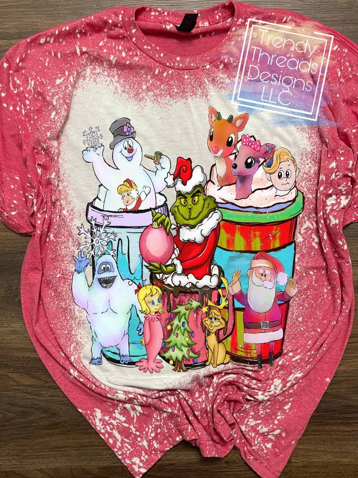 Camisa navideña | Camisa de película navideña de los 90 para venta al por mayor de Trendy Threads Designs LLC