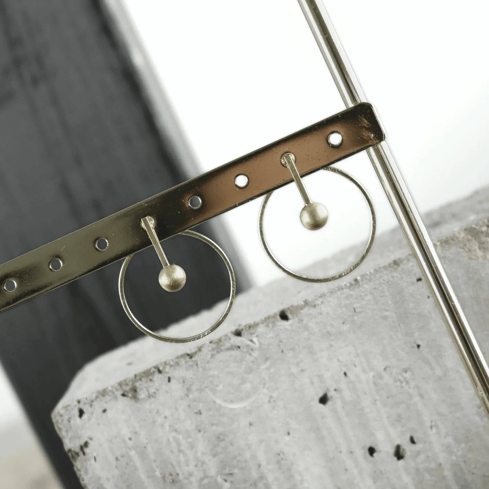 Dansk Copenhagen – Engroshandel Hængeøreringe og creoløreringe – Tabitha Interstellar Multi-Styleable Earring Gold Plating3